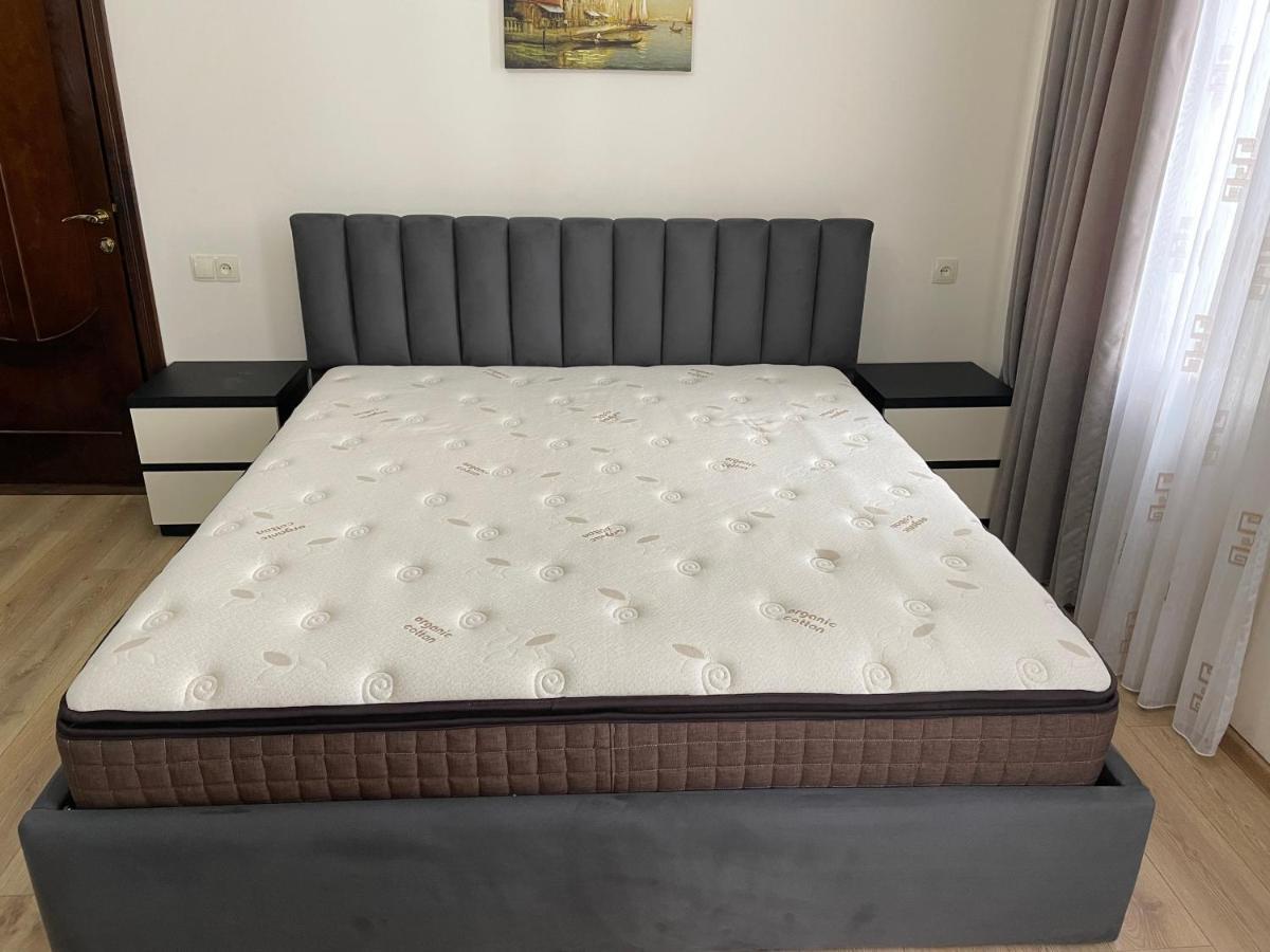 Temo Guest House 10 Batumi Kültér fotó