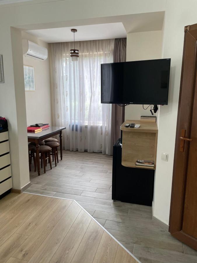 Temo Guest House 10 Batumi Kültér fotó