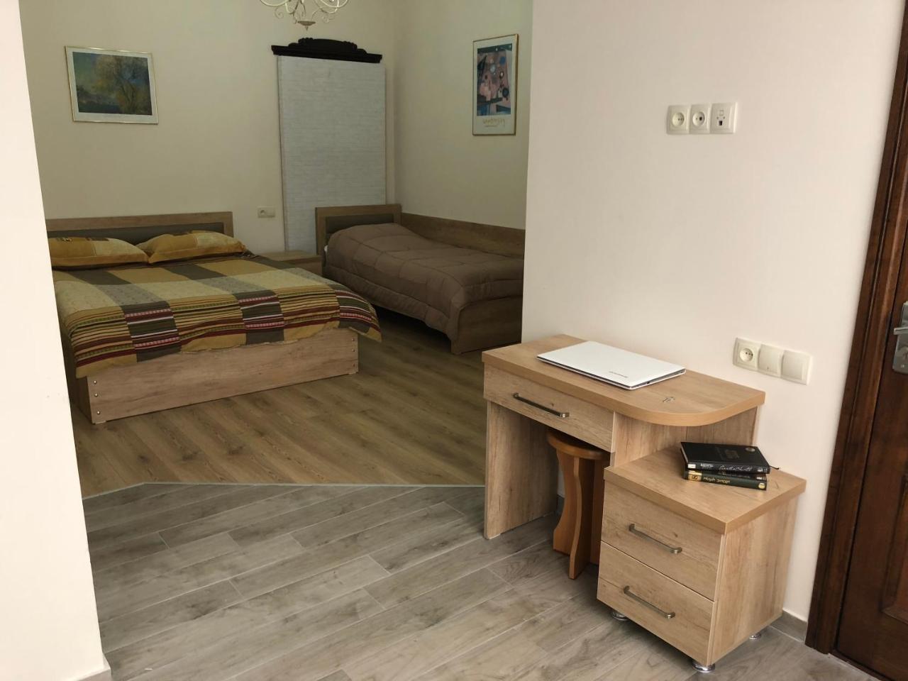 Temo Guest House 10 Batumi Kültér fotó